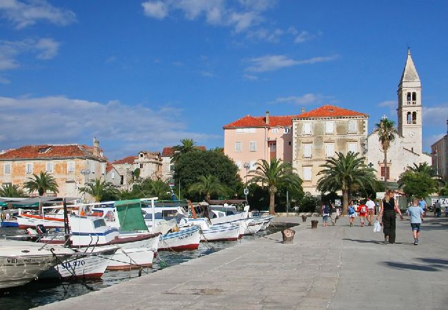 Apartment in Supetar - Apartment in Supetar with Seaview, Terrace, Air condition, WIFI (3361-1) Apartment in Supetar - Apartment in Supetar with Seaview, Terrace, Air condition, WIFI (3361-1)