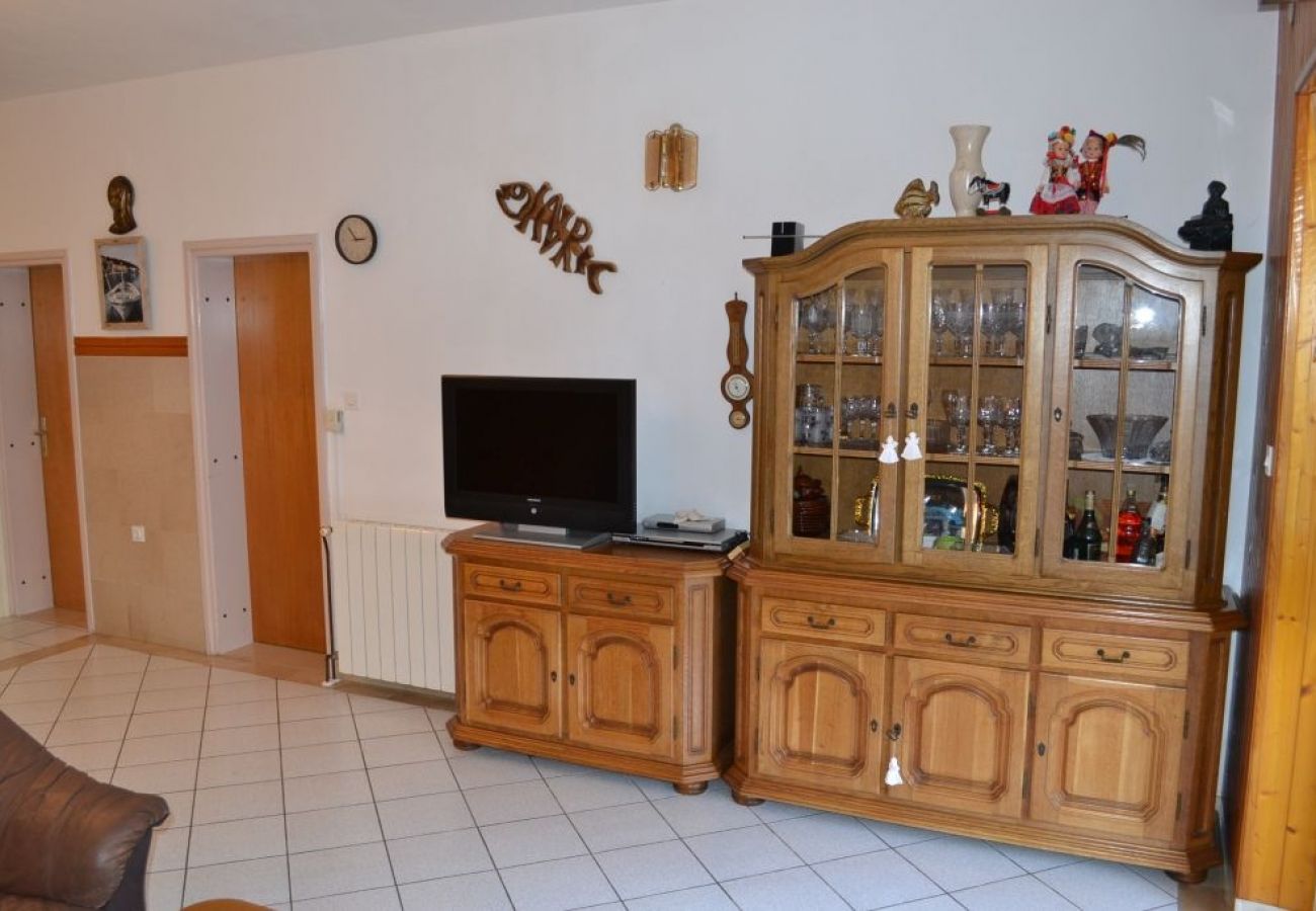 Apartment in Povlja - Apartment in Povlja with Seaview, Terrace, Air condition, WIFI (3365-3)