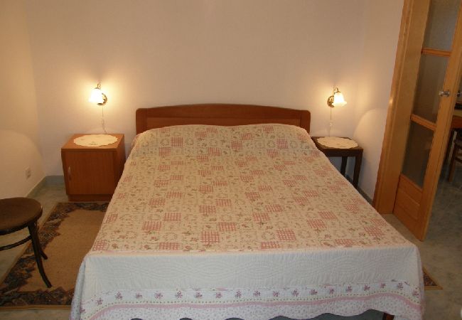 House in Bol - Robinson home in Bol with Seaview, Terrace, Air condition, WIFI (3414-1) House in Bol - Robinson home in Bol with Seaview, Terrace, Air condition, WIFI (3414-1)