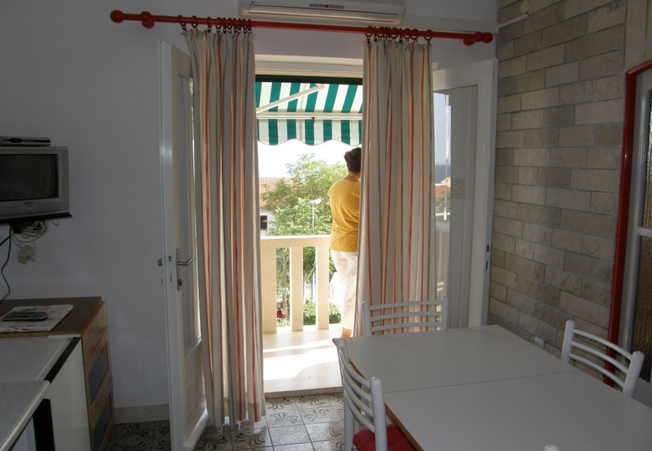 Apartment in Bol - Apartment in Bol with Seaview, Balcony, Air condition, WIFI (3416-1)