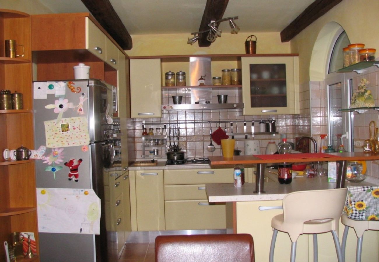 House in Funtana - Holiday Home in Funtana with Seaview, Terrace, Air condition, WIFI (3418-2)