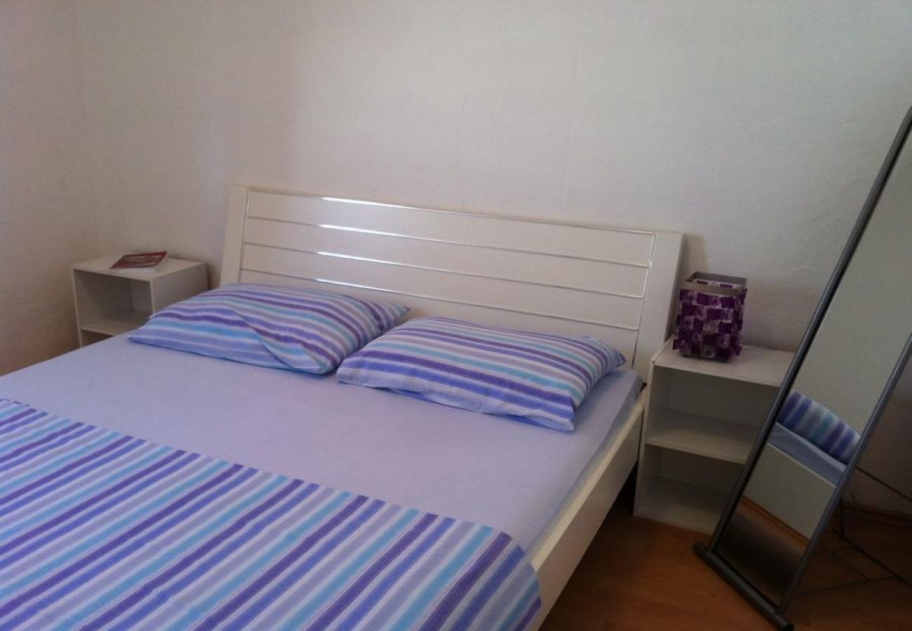 Apartment in Povlja - Apartment in Povlja with Seaview, Terrace, Air condition, WIFI (3419-1)