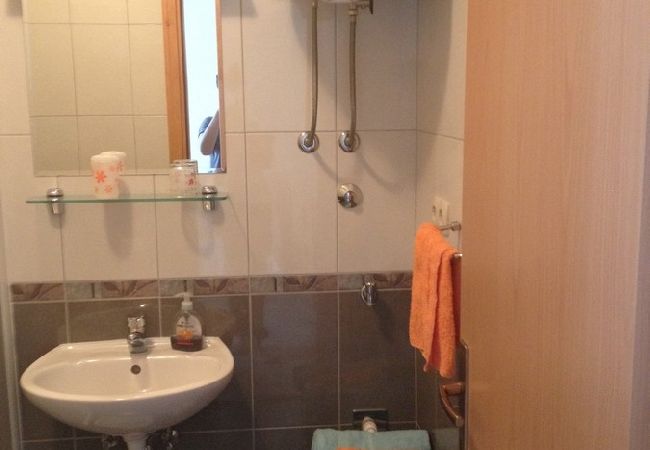Apartment in Omiš - Apartment in Omiš with Balcony, Air condition, WIFI, Washing machine (3422-5) Apartment in Omiš - Apartment in Omiš with Balcony, Air condition, WIFI, Washing machine (3422-5)