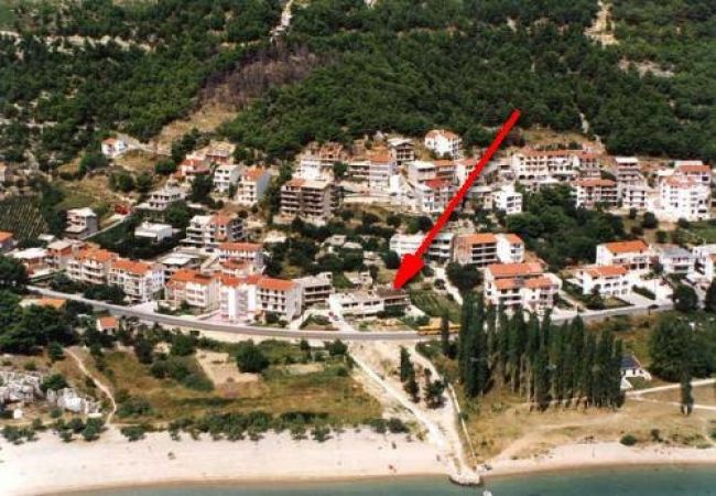 Apartment in Omiš - Apartment in Omiš with Balcony, Air condition, WIFI, Washing machine (3422-5) Apartment in Omiš - Apartment in Omiš with Balcony, Air condition, WIFI, Washing machine (3422-5)