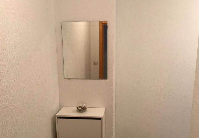 Apartment in Omiš - Apartment in Omiš with Seaview, Terrace, Air condition, WIFI (3422-7) Apartment in Omiš - Apartment in Omiš with Seaview, Terrace, Air condition, WIFI (3422-7)
