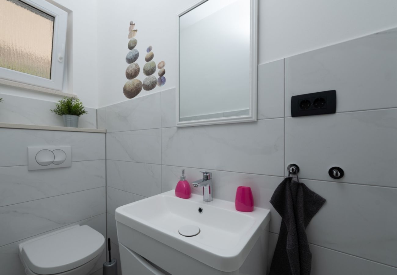 Apartment in Duce - Apartment in Duće with Seaview, Terrace, Air condition, WIFI (3423-6)