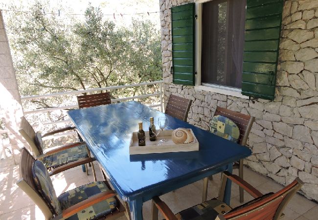 House in Tkon - Robinson home in Tkon with Seaview, Terrace, WIFI (3437-1) House in Tkon - Robinson home in Tkon with Seaview, Terrace, WIFI (3437-1)