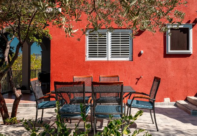 House in Vela Luka - Robinson home in Vela Luka with Seaview, Terrace, Air condition, WIFI (3439-1) House in Vela Luka - Robinson home in Vela Luka with Seaview, Terrace, Air condition, WIFI (3439-1)