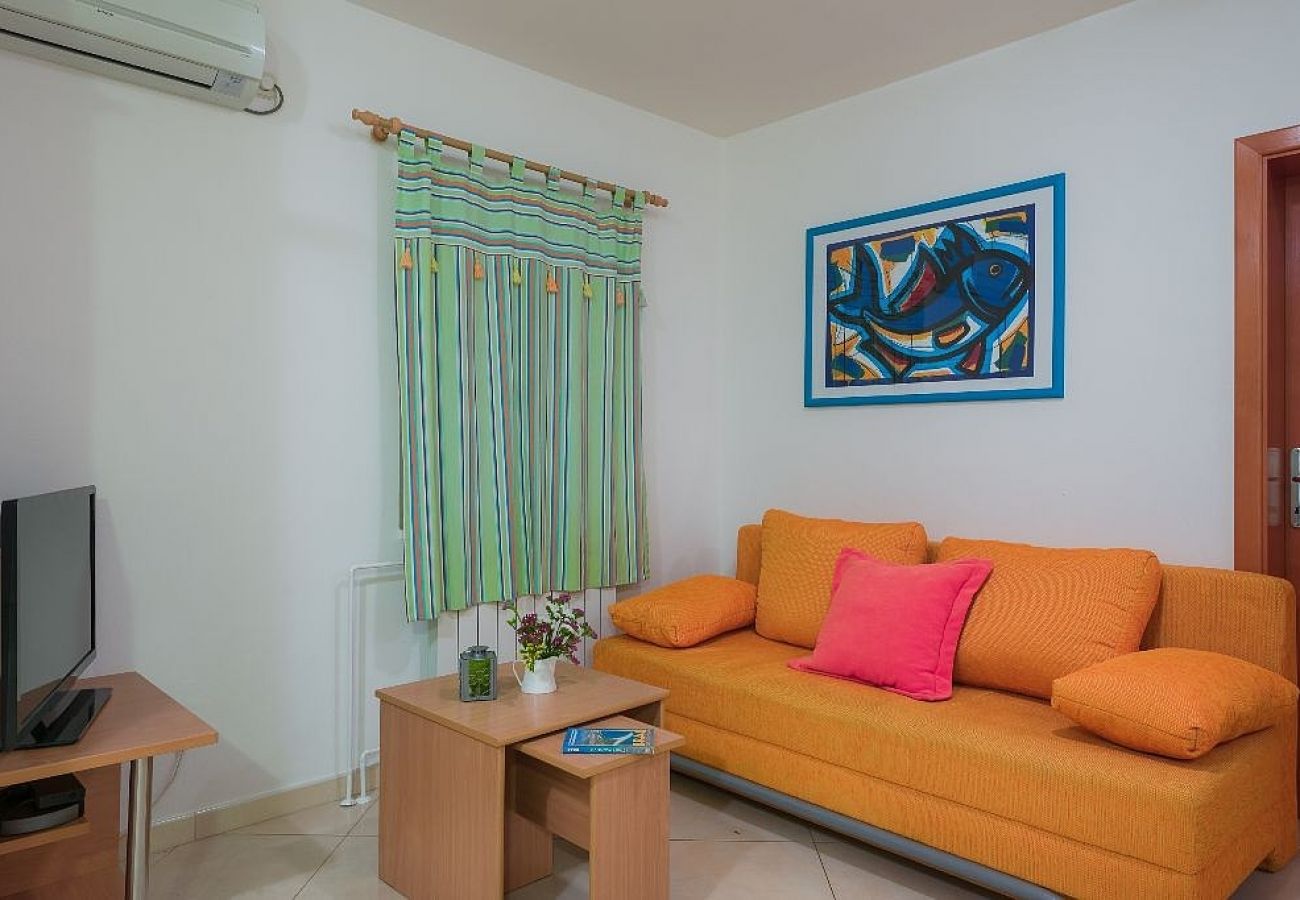 Apartment in Bol - Apartment in Bol with Balcony, Air condition, WIFI, Dishwasher (5217-7)