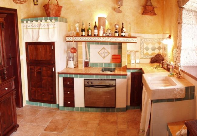 House in Roc - Holiday Home in Roč with Terrace, Air condition, WIFI, Washing machine (3458-1) House in Roc - Holiday Home in Roč with Terrace, Air condition, WIFI, Washing machine (3458-1)