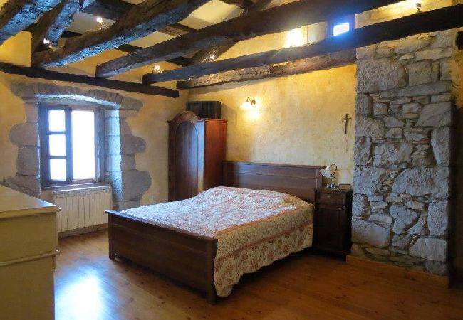 House in Roc - Holiday Home in Roč with Terrace, Air condition, WIFI, Washing machine (3458-1) House in Roc - Holiday Home in Roč with Terrace, Air condition, WIFI, Washing machine (3458-1)