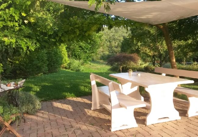 House in Roc - Holiday Home in Roč with Terrace, Air condition, WIFI, Washing machine (3458-1) House in Roc - Holiday Home in Roč with Terrace, Air condition, WIFI, Washing machine (3458-1)