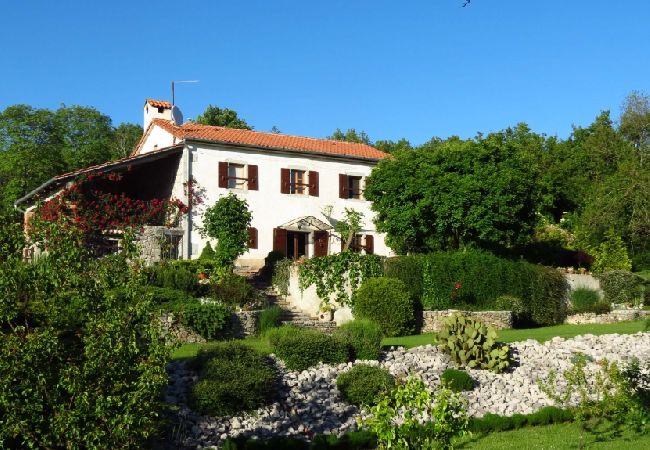 House in Roc - Holiday Home in Roč with Terrace, Air condition, WIFI, Washing machine (3458-1) House in Roc - Holiday Home in Roč with Terrace, Air condition, WIFI, Washing machine (3458-1)