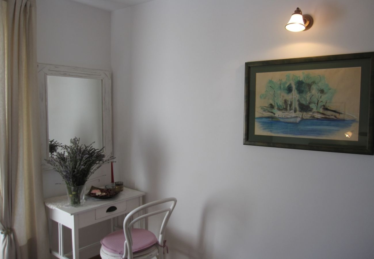 House in Sumartin - Holiday Home in Sumartin with Seaview, Balcony, Air condition, WIFI (626-1)