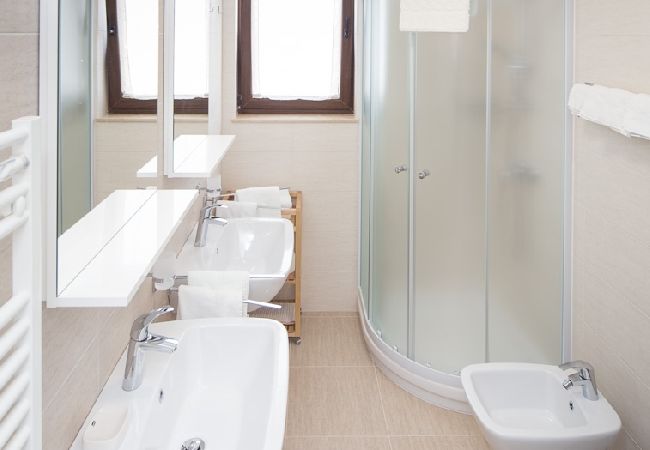 Apartment in Rovinj - Apartment in Rovinj with Seaview, Balcony, Air condition, WIFI (3482-11) Apartment in Rovinj - Apartment in Rovinj with Seaview, Balcony, Air condition, WIFI (3482-11)