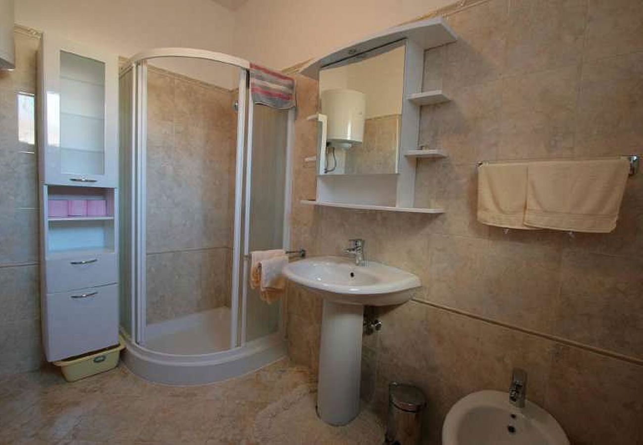 Studio in Rovinj - Studio apartment in Rovinj with Terrace, Air condition, WIFI, Washing machine (3482-12)