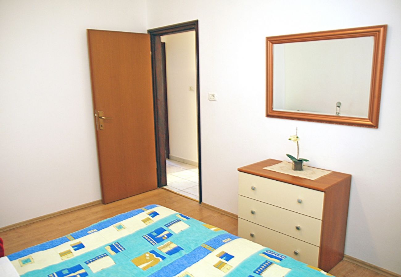 Apartment in Medulin - Apartment in Medulin with Balcony, Air condition, WIFI, Washing machine (3488-1)