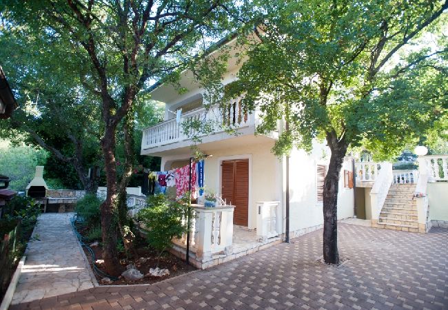 Apartment in Povile - Apartment in Povile with Terrace, Air condition, WIFI, Washing machine (3542-2) Apartment in Povile - Apartment in Povile with Terrace, Air condition, WIFI, Washing machine (3542-2)