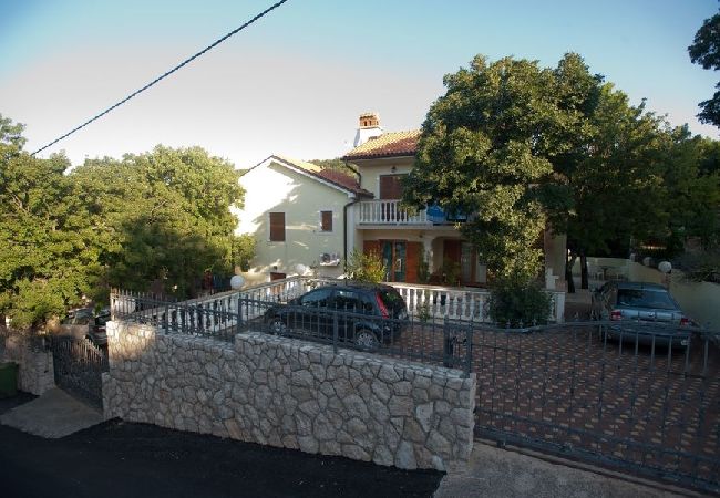 Apartment in Povile - Apartment in Povile with Terrace, Air condition, WIFI, Washing machine (3542-2) Apartment in Povile - Apartment in Povile with Terrace, Air condition, WIFI, Washing machine (3542-2)