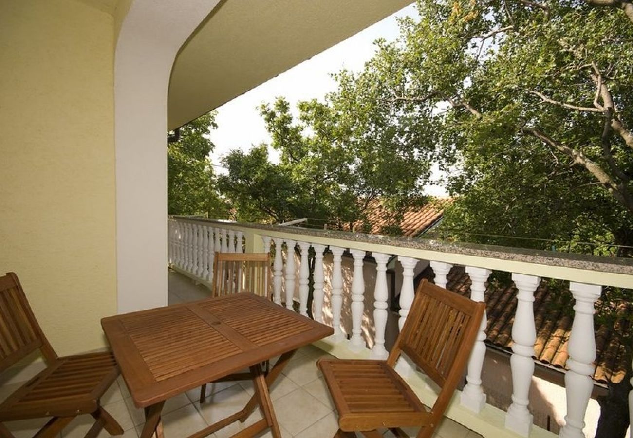 Apartment in Povile - Apartment in Povile with Terrace, Air condition, WIFI, Washing machine (3542-2)