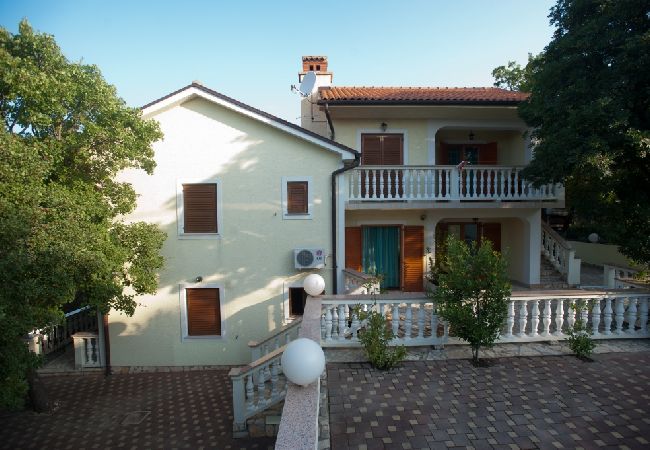 Apartment in Povile - Apartment in Povile with Terrace, Air condition, WIFI, Washing machine (3542-3) Apartment in Povile - Apartment in Povile with Terrace, Air condition, WIFI, Washing machine (3542-3)