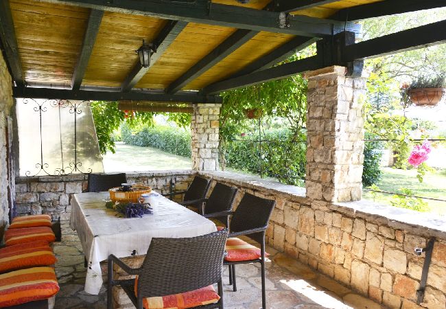 House in Vodnjan - Holiday Home in Vodnjan with Terrace, Air condition, WIFI, Washing machine (3556-1) House in Vodnjan - Holiday Home in Vodnjan with Terrace, Air condition, WIFI, Washing machine (3556-1)
