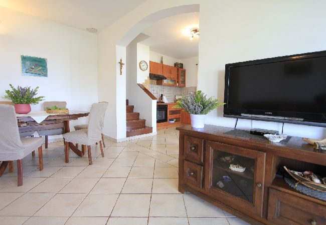 House in Veli Rat - Holiday Home in Veli Rat with Seaview, Terrace, Air condition, WIFI (3559-1) House in Veli Rat - Holiday Home in Veli Rat with Seaview, Terrace, Air condition, WIFI (3559-1)
