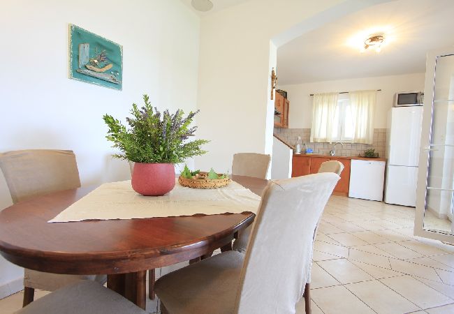 House in Veli Rat - Holiday Home in Veli Rat with Seaview, Terrace, Air condition, WIFI (3559-1) House in Veli Rat - Holiday Home in Veli Rat with Seaview, Terrace, Air condition, WIFI (3559-1)