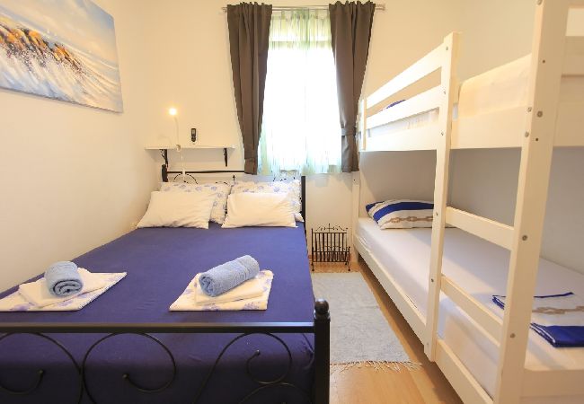House in Veli Rat - Holiday Home in Veli Rat with Seaview, Terrace, Air condition, WIFI (3559-1) House in Veli Rat - Holiday Home in Veli Rat with Seaview, Terrace, Air condition, WIFI (3559-1)