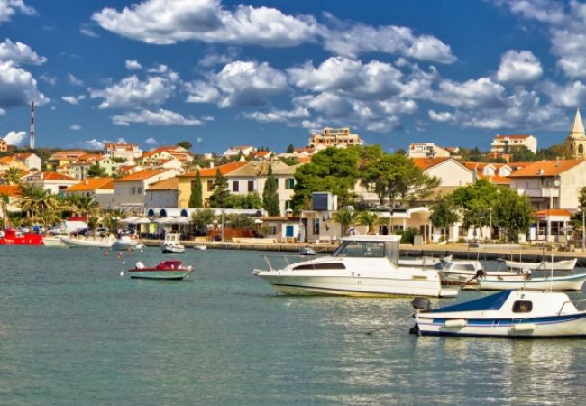 Apartment in Novalja - Apartment in Novalja with Seaview, Terrace, Air condition, WIFI (3572-2) Apartment in Novalja - Apartment in Novalja with Seaview, Terrace, Air condition, WIFI (3572-2)