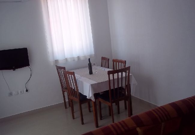 Apartment in Vodice - Apartment in Vodice with Terrace, Air condition, WIFI (3599-5) Apartment in Vodice - Apartment in Vodice with Terrace, Air condition, WIFI (3599-5)