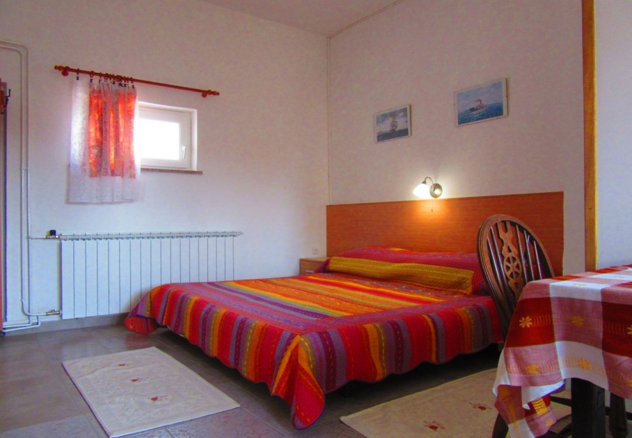 Studio in Pula - Studio apartment in Pula with Terrace, WIFI (633-4)