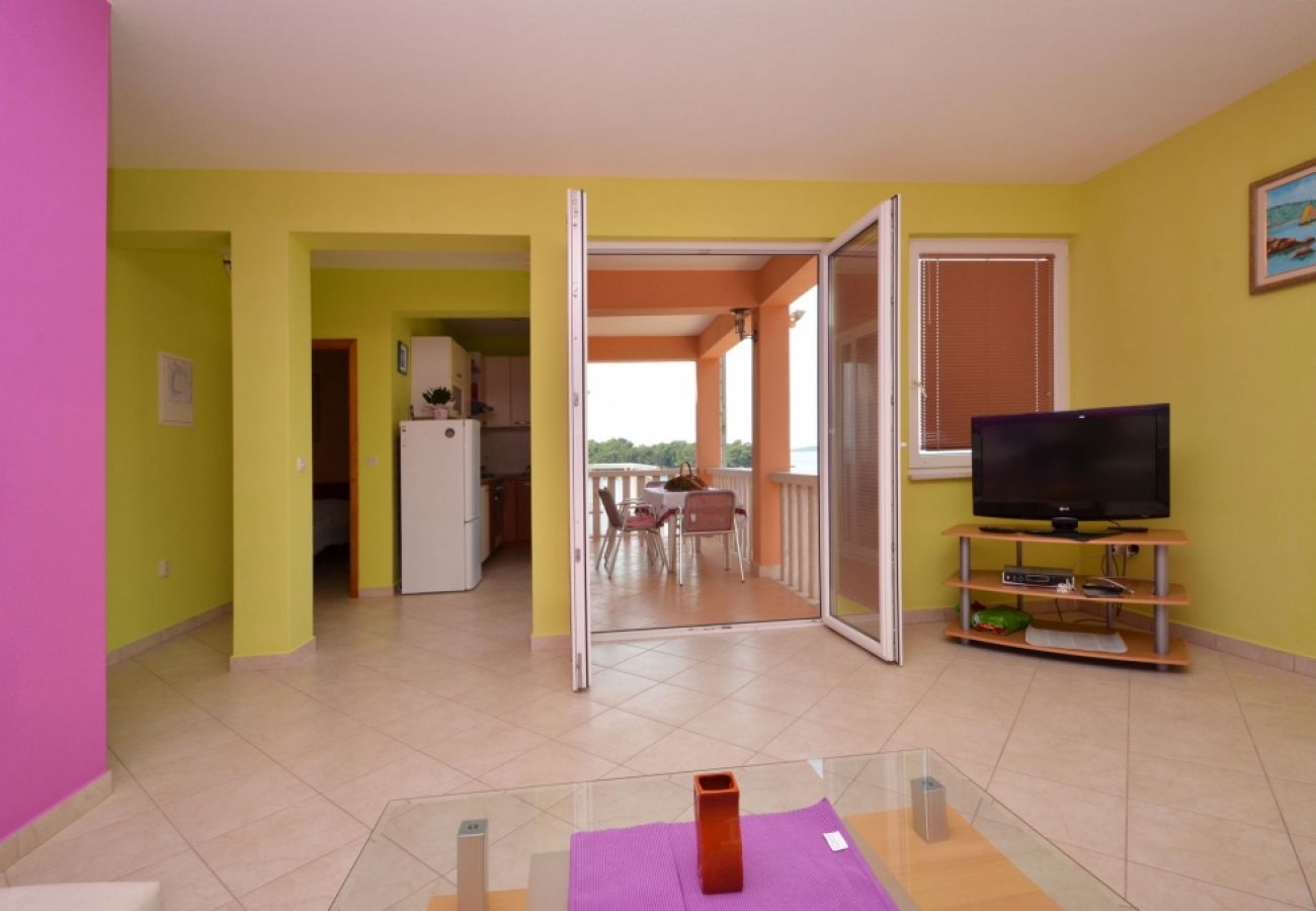 Apartment in Karbuni - Apartment in Karbuni with Seaview, Terrace, Air condition, WIFI (3609-1)