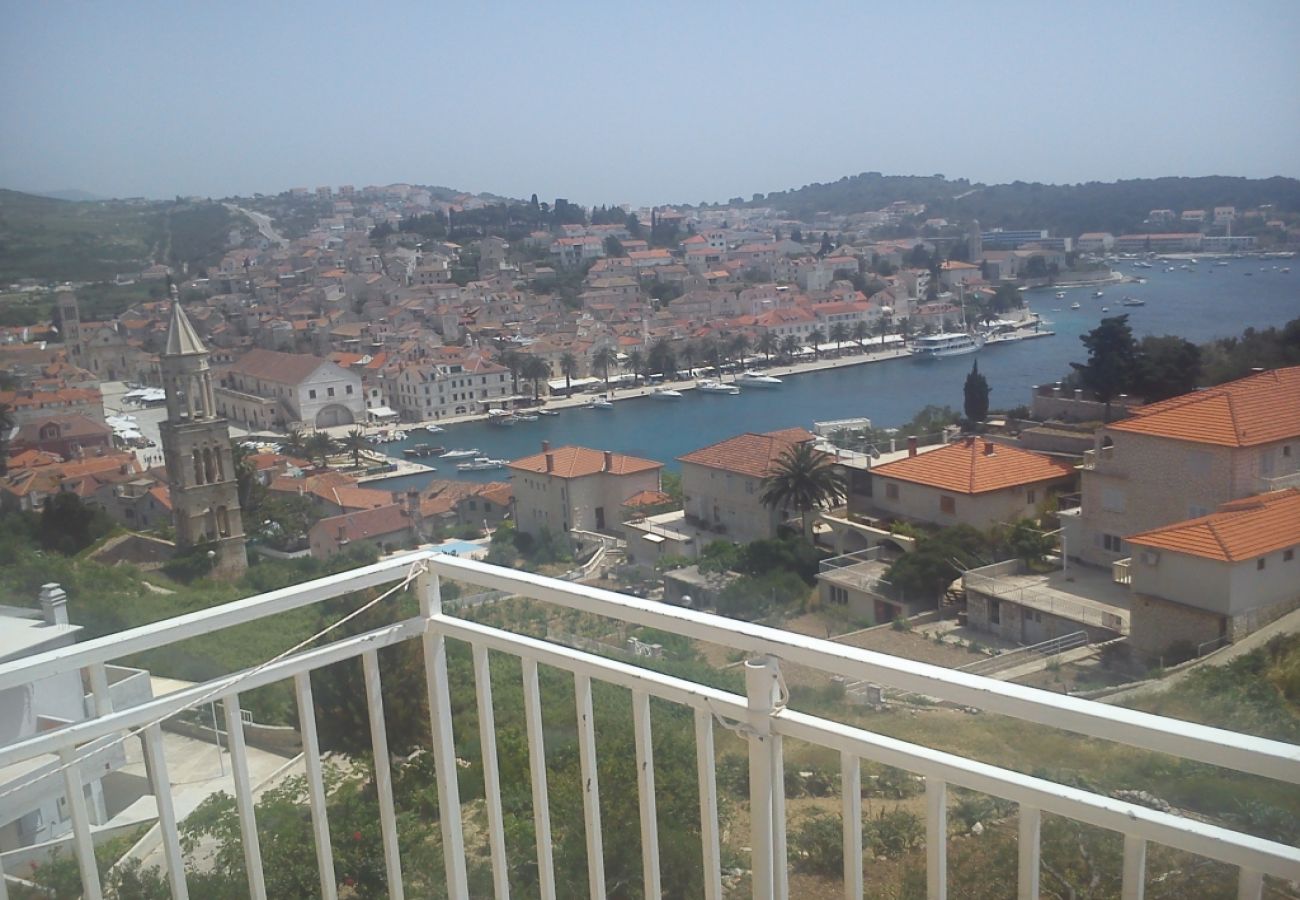 Studio in Hvar - Studio apartment in Hvar town with Seaview, Terrace, Air condition, WIFI (3615-5)