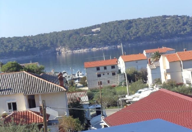 Apartment in Rab - Apartment in Barbat with Seaview, Balcony, Air condition, WIFI (3664-5) Apartment in Rab - Apartment in Barbat with Seaview, Balcony, Air condition, WIFI (3664-5)