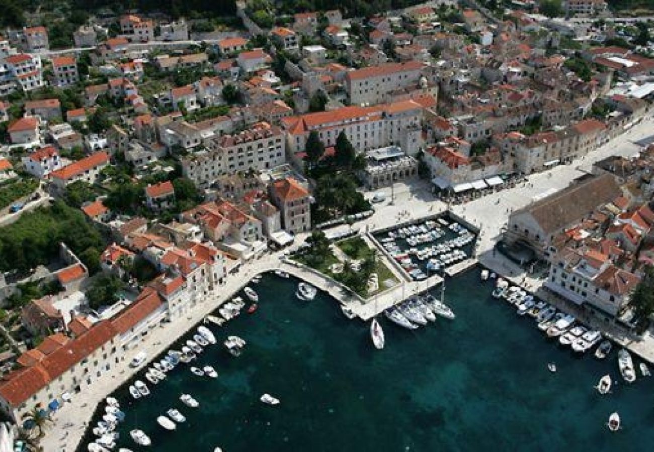 Studio in Hvar - Studio apartment in Hvar town with Seaview, Balcony, Air condition, WIFI (3666-1)