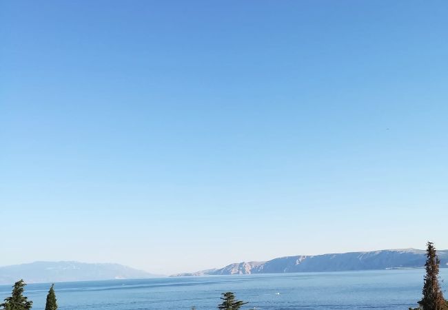 Apartment in Novi Vinodolski - Apartment in Novi Vinodolski with Seaview, Balcony, Air condition, WIFI (3667-1) Apartment in Novi Vinodolski - Apartment in Novi Vinodolski with Seaview, Balcony, Air condition, WIFI (3667-1)