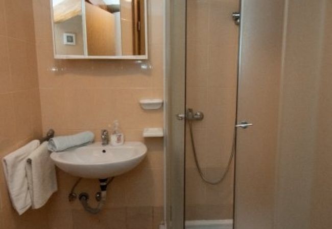 Apartment in Lovran - Apartment in Lovran with Seaview, Terrace, Air condition, WIFI (3698-1) Apartment in Lovran - Apartment in Lovran with Seaview, Terrace, Air condition, WIFI (3698-1)