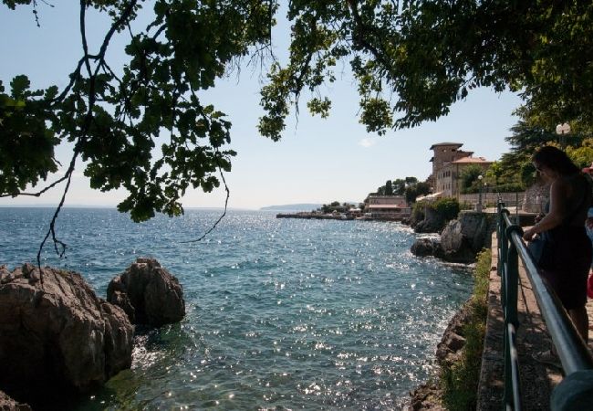 Apartment in Lovran - Apartment in Lovran with Seaview, Terrace, Air condition, WIFI (3698-1) Apartment in Lovran - Apartment in Lovran with Seaview, Terrace, Air condition, WIFI (3698-1)