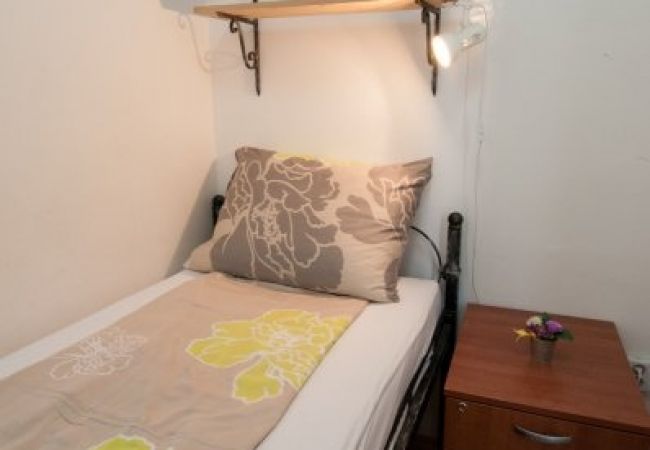 Apartment in Lovran - Apartment in Lovran with Seaview, Terrace, Air condition, WIFI (3698-2) Apartment in Lovran - Apartment in Lovran with Seaview, Terrace, Air condition, WIFI (3698-2)
