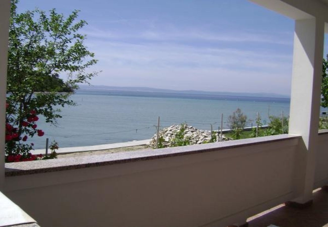 Apartment in Kampor - Apartment in Kampor with Seaview, Terrace, Air condition, WIFI (3708-1)