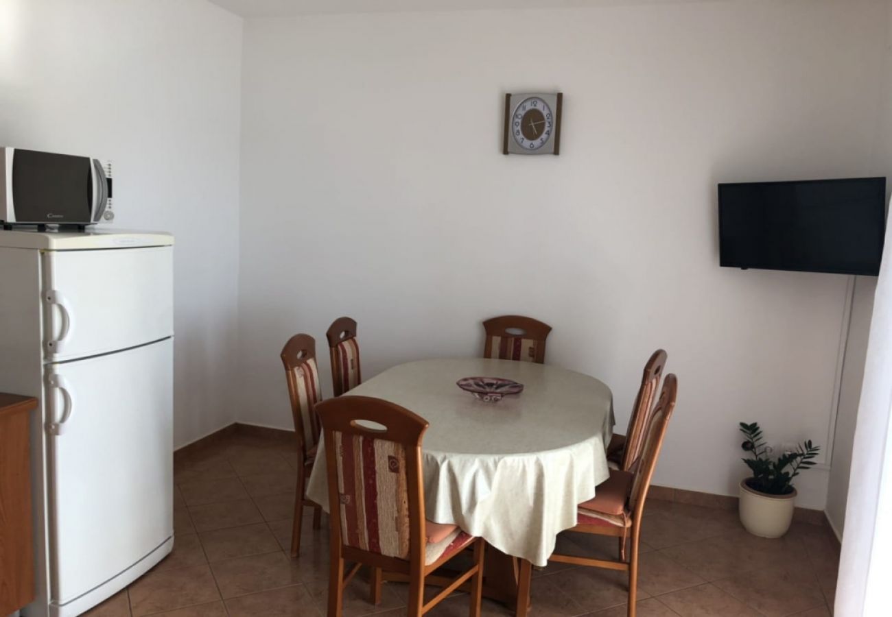 Apartment in Kampor - Apartment in Kampor with Seaview, Terrace, WIFI (3708-2)