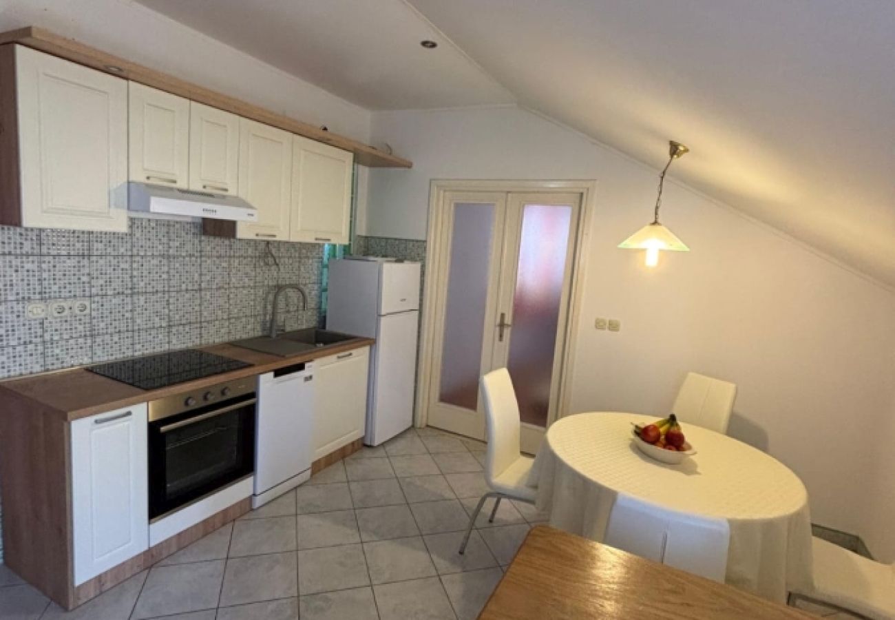 Apartment in Bol - Apartment in Bol with Seaview, Terrace, Air condition, WIFI (3739-1)