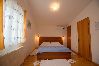 Rent by room in Novalja - Room in Novalja with Air condition, WIFI (3764-3) Rent by room in Novalja - Room in Novalja with Air condition, WIFI (3764-3)