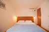 Rent by room in Novalja - Room in Novalja with Air condition, WIFI (3764-3) Rent by room in Novalja - Room in Novalja with Air condition, WIFI (3764-3)