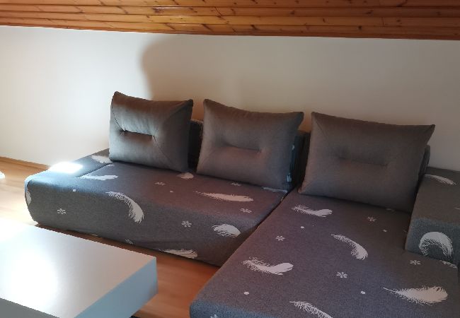 Apartment in Mali Lošinj - Apartment in Mali Lošinj with Seaview, Terrace, Air condition, WIFI (3780-2) Apartment in Mali Lošinj - Apartment in Mali Lošinj with Seaview, Terrace, Air condition, WIFI (3780-2)