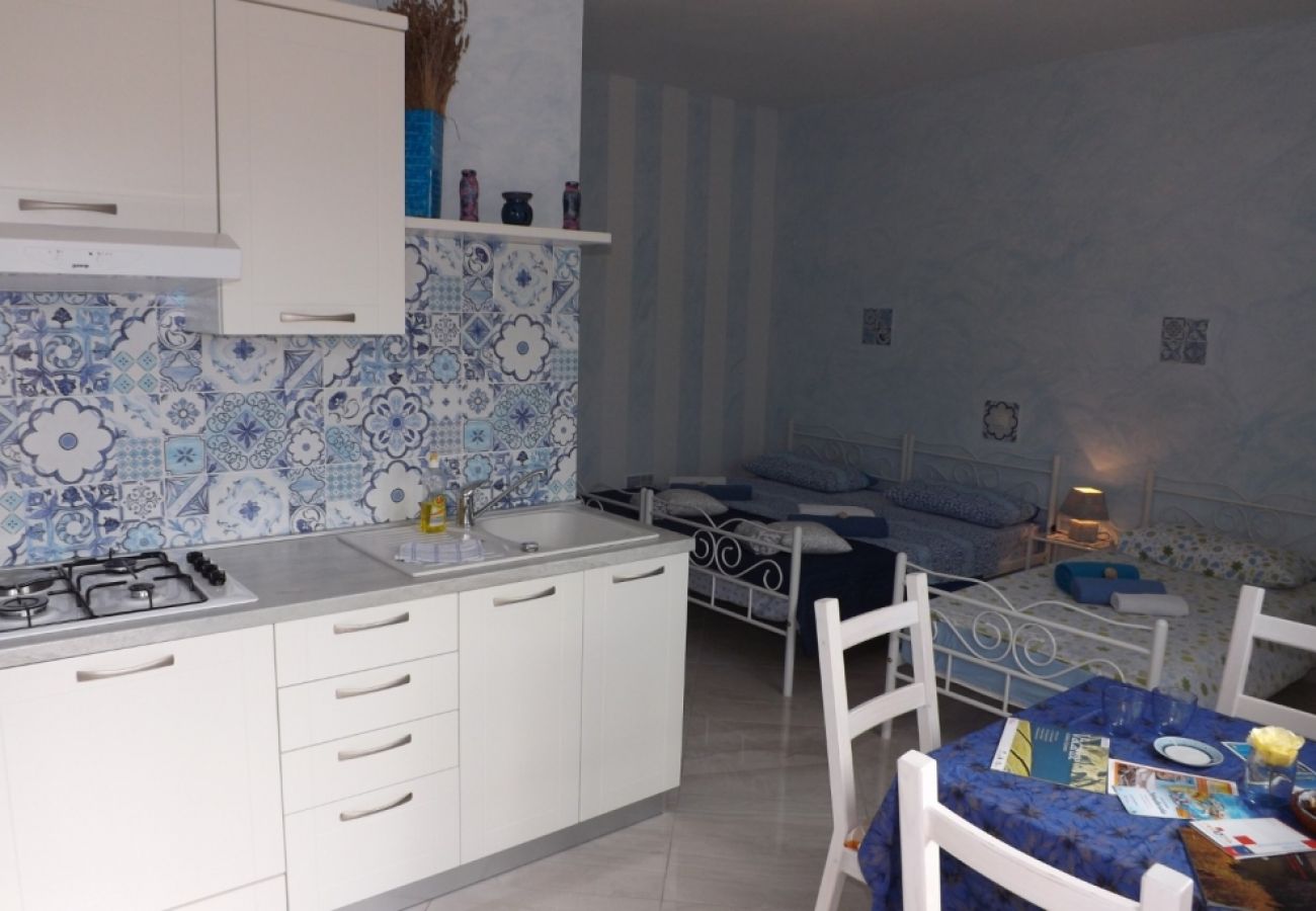 Studio in Umag - Studio apartment in Umag with Balcony, WIFI (853-4)