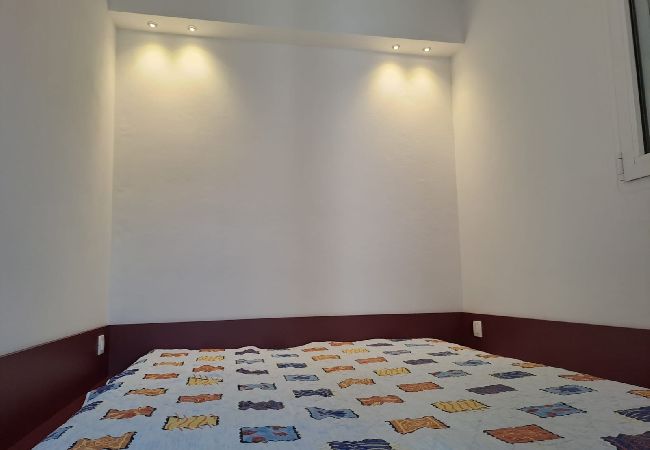 Apartment in Punat - Apartment in Punat with Terrace, Air condition, WIFI, Washing machine (3829-2) Apartment in Punat - Apartment in Punat with Terrace, Air condition, WIFI, Washing machine (3829-2)
