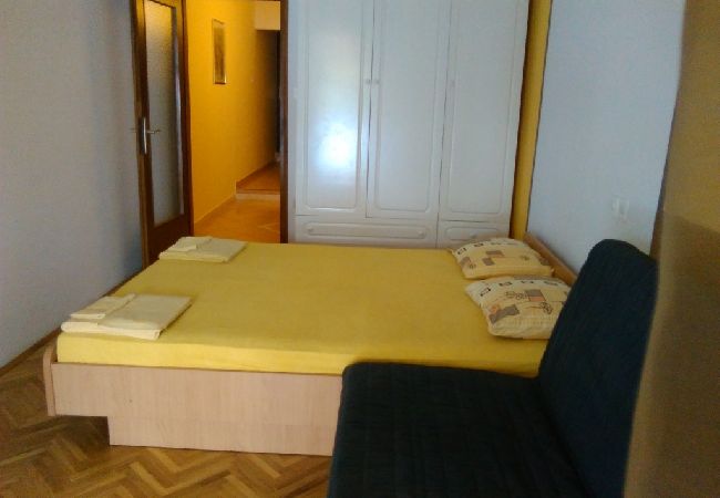 Apartment in Jadranovo - Apartment in Jadranovo with Seaview, Balcony, Air condition, WIFI (3856-2) Apartment in Jadranovo - Apartment in Jadranovo with Seaview, Balcony, Air condition, WIFI (3856-2)