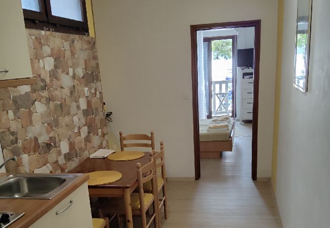 Apartment in Jadranovo - Apartment in Jadranovo with Seaview, Balcony, Air condition, WIFI (3856-2) Apartment in Jadranovo - Apartment in Jadranovo with Seaview, Balcony, Air condition, WIFI (3856-2)